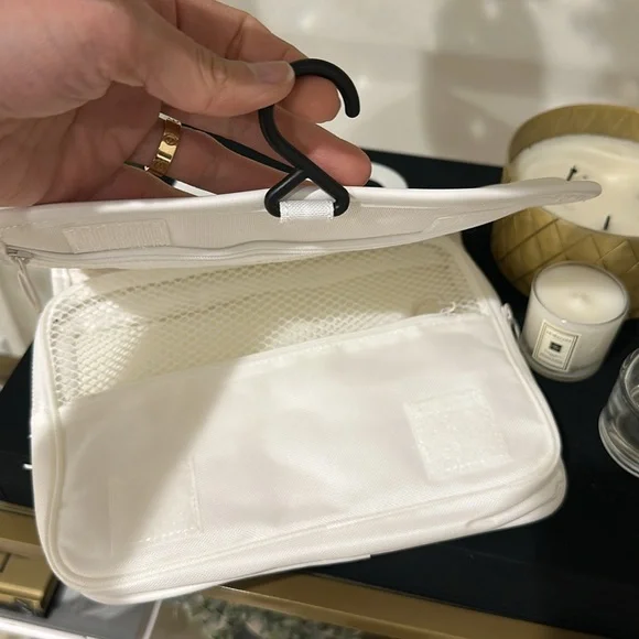Sulwhasoo Travel Bag